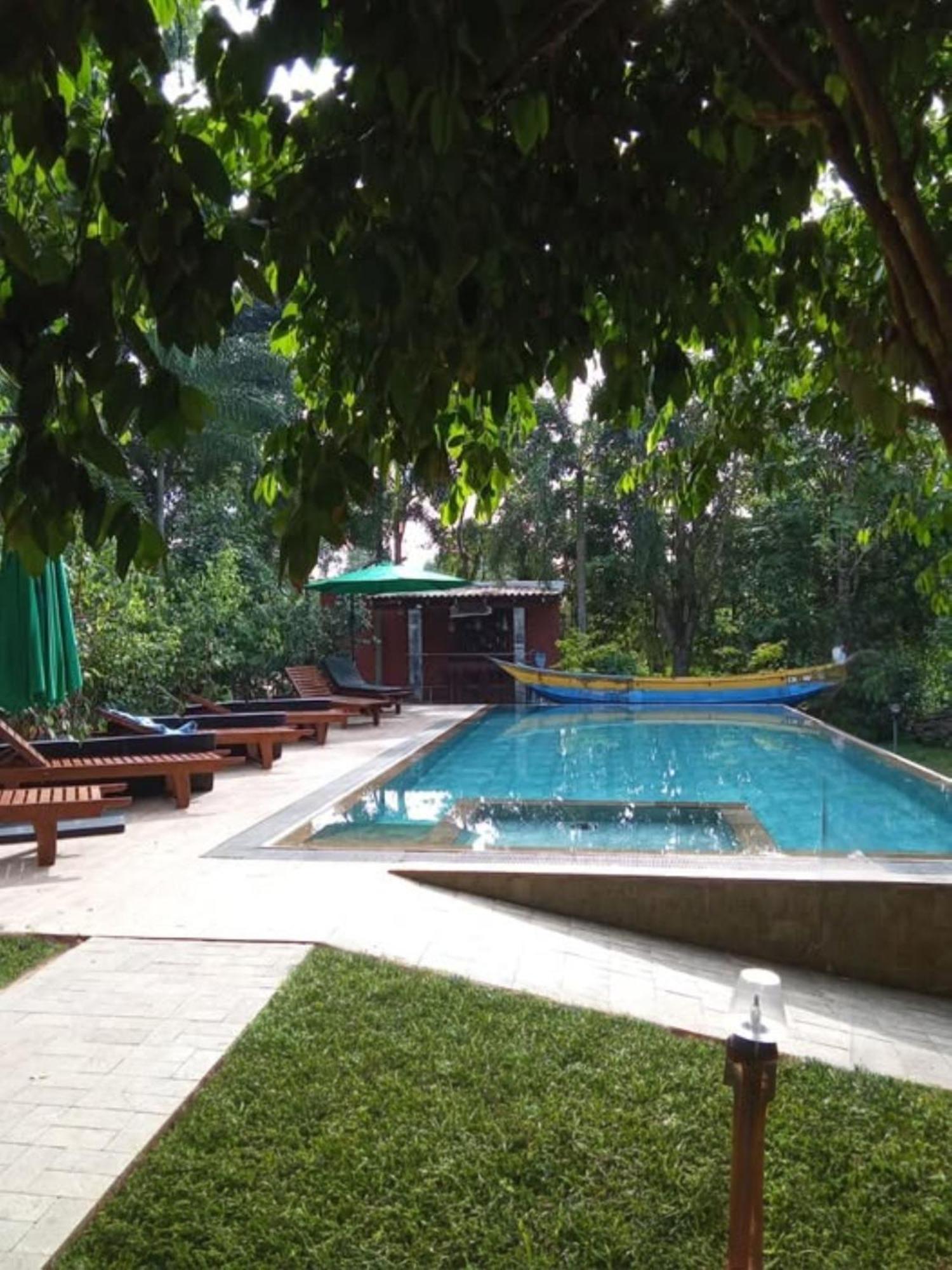 Hotel Garcinia Leaf Hikkaduwa Exterior foto